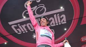Come del resto al giro d'italia del 2013 e del 2014, sono segnali che non si vedevano da tempo, e che sono arrivati dopo un periodo davvero complicato. Rigoberto Uran Aumento Su Ventaja En El Giro De Italia