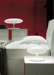 Struttura in melamina ad alta resistenza di colore bianco con guide metalliche. Lampada Da Comodino Led Design Moderna Camera Da Letto Squash Linea Light 7946