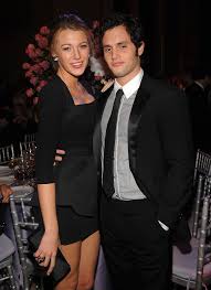 Born in los angeles, lively is the daughter of actor ernie lively, and made her professional d. Tbt Blake Lively And Penn Badgley Instyle