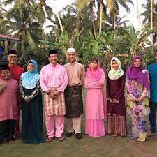 7 hari mencintaiku 2 merupakan sebuah siri televisyen malaysia 2020 yang diadaptasi dari novel 2018 dengan tajuk sama karya. Pak Samad Buntat Nadia Drama 7 Hari Mencintaiku Arnamee Blogspot