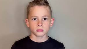 Shea Randall's Instagram, Twitter & Facebook