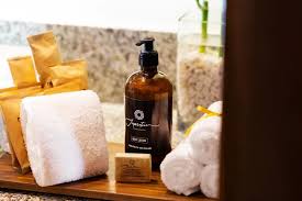 AGATHA KING ROOM » Sensira Resorts®