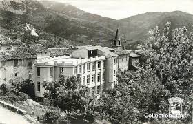 Il existe de nombreuses raisons de choisir une maison de repos et de soins. Cpsm France 83 Bargemon Le Clocher De Montaigu Et La Maison De Repos Hermitage Sainte Anne 83 Var Autres Communes 83 Ref 220575 Collection Jfm Fr