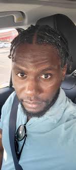 Loctician used beeswax : r/Dreadlocks