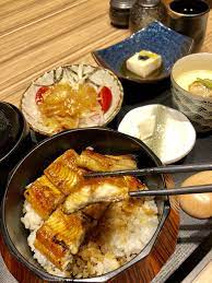 令和鰻魚飯 food cheese dairy
