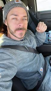 I've gotten some weird comparisons like Brad Pitt, which we all know is a  lie lol. Who do I look like though? : r/Doppleganger