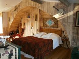 En affaire depuis 1995, le canotier se démarque par la qualité de son service et de ses. Chambre D Hote Atypique West Little Ranch Chambre Amerindienne