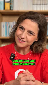 Avrupa Basketbol Şampiyonası’ndan Riga’dan döner dönmez ayağımın tozuyla  çektiğim haftanın kültür sanat ajandası Ne Yapsak her cuma olduğu gibi  Aysun Öz YouTube kanalında yayında. “Ne yapsak” diyenler ...