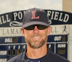 Cat Everett's Instagram, Twitter & Facebook