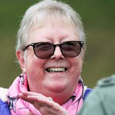 What was your favourite ❤️ sweets from your childhood, mine was a quarter  of lemon 🍋 Bon Bon's and American Hardgums.😍😍😍😍