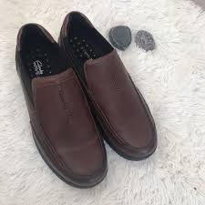 Clarks Mens Wave Walk Brown Leather Slip On Loafer Casual Shoe Size 9 5 M Fashion Clothing Shoes Accessories Casual Shoes Dress Shoes Men Leather Slip Ons