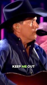 Dawn Reske's Instagram, Twitter & Facebook