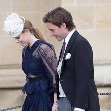 Weitere ideen zu hochzeitskleid, hochzeitskleid modern, hochzeit. Prinzessin Beatrice Ein Brautkleid Mit Filmreifer Geschichte Gala De