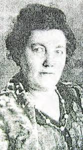 Loren Tillman's Instagram, Twitter & Facebook