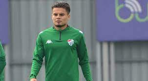 Kaleciden seken topu geriden gelerek takip eden enes ünal topu boş kaleye göndererek skoru 1. Hasan Basri Unal A Takimda Bursasporluyuz Org