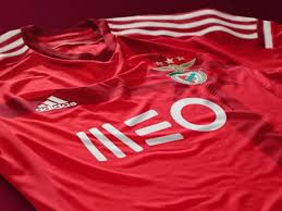 Nueva Camiseta Del Benfica Para La Temporada 2014 2015 En 2020 Camisetas Camisetas De Futbol Temporadas