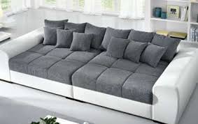 Comfort ed eleganza nel design, qualità e resistenza nei materiali fanno dei divani letto di mondo convenienza, dei complementi di arredo immancabili nella tua casa. Divani Mondo Convenienza 2013 2014 Divano Letto Divano Relax Divano Angolare