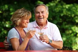 But valentime.com has, moreover seniors can send flowers and presents to those free dating sites for seniorsconclusively, there are plenty of eligible single seniors out there. Free Senior Dating Online Sites Dating Online Services Gorlitz Fotos Online
