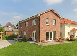 Idealer grundriss für schmale grundstücke. Flexibles Stadthaus Auf Kleinem Grundstuck Eco System Haus