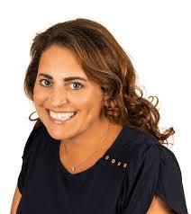 Suzanne Sabia's Instagram, Twitter & Facebook