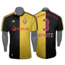 This is the new dynamo dresden 17/18 home shirt by erima. Dynamo Dresden Adidas Home 2