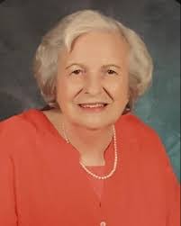 Elisha Pierce's Instagram, Twitter & Facebook