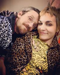 Another #sundaysundaypunday at #revelsmoke! #stopdropselfie  #livingmybestlife #happydaze #stonergirl