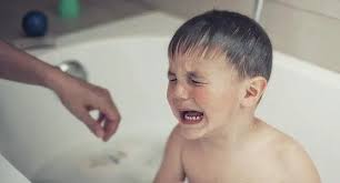 Learn more about the different radical parenting methods in this article. 2 Year Old Children Don T Like To Take A Bath Mostly Because The Parents Are Not Doing Well Enough And The Child Is Not Washing Enough With The Right Method Daydaynews