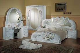 Italian White Queen Bedroom Set With Nightstands Dresser Mirror Pouf Classic Bedroom Furniture Italian Bedroom Furniture Italian Bedroom Sets