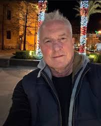 All my single people how do u make it through the lonely nights 😔