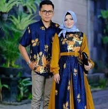 Kamu bisa memadupadankan beberapa jenis kain dengan batik. 0815 1855 255 Gamis Batik Sarimbit Kombinasi Kain Polos Www Gamischic Com