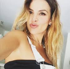 lookaside.fbsbx.com/lookaside/crawler/media/?media...