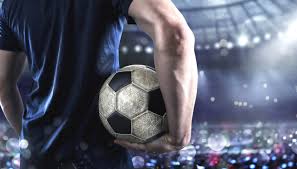 Calcio 2000, italian football magazine. Calcio Le 10 Squadre Piu Ricche Del Mondo Quifinanza