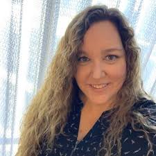 Darlene Bragg (@dalzy2)