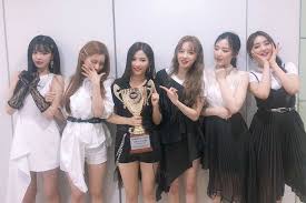 This passionate dance pop tune is born with a sound of various instruments such as bass guitar. Watch G I Dle Takes 1st Win For Senorita On Show Champion Performances By Monsta X Ha Sung Woon And More Soompi