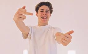 Who Is Ryland Storm Some Interesting Facts About The Tiktok Star In 2020 Storm Cute White Boys Storm Wallpaper