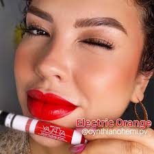 Loveeeeees I show you 3 more of the new shades of Final Effect Matte Liquid  Lipsticks in Mary Kay the ORANGE has me madly IN LOVE!!! To buy or sell  they are