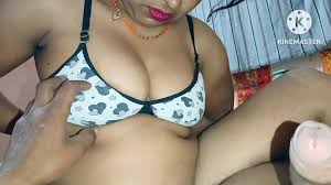 Indian Desi Annu Ko Land Chusaya Fir Annu Ki Chut Pr Pi Kiya: Blowjob  Blowjob Porn