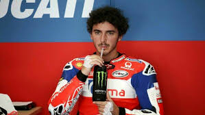Find everything in one place on francesco bagnaia including their biography, latest news and updates, high resolution photos, high quality videos and expert analysis. Tutti In Piedi Sul Divano Per Tifare Francesco Bagnaia Il Pilota Torinese Alla Prima Pole Position Del Moto Gp 2021