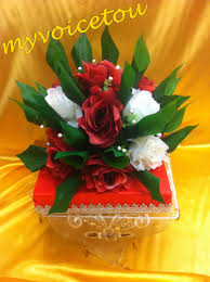 Berat memang, tak semua orang bisa melaluinya. Sirih Junjung Simple Dan Cantik 25 Gubahan Sirih Junjung Yang Unik Untuk Inspirasi Hantaran Luarbiasa