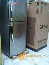 Namun, kulkas dengan model seperti apa yang lebih baik digunakan? Lemari Es Kulkas Sharp Samurai 2 Pintu Model Sj F231s Jakarta Selatan Jualo