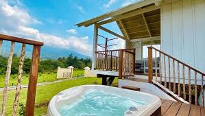 Finca san cayetano es un nuevo destino para disfrutar de una hermosa vista despejada en guatemala.su restaurante es el espacio ideal para degustar de comida gourmet en compañía de un paisaje único. Hotel Finca San Cayetano Un Destino Con Habitaciones Con Jacuzzi Privado En Medio De La Naturaleza