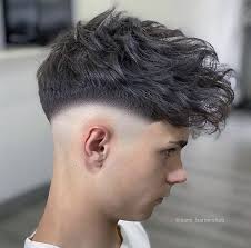 Apr 06, 2022 · dagli haircut con doppio taglio e ciuffo a quelli più classici che valorizzano la chioma medio o lunga, le tendenze tagli capelli uomo 2022 primavera estate sono un invito a sperimentare. Tagli Ragazzo