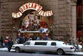 Is Duncan S Toy Chest In Home Alone 2 A Real Store Home Alone Christmas Home Alone Movie Home Alone
