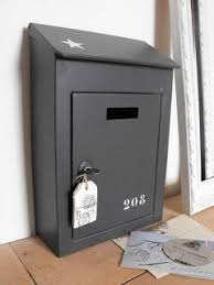 Dans la catégorie objets conteneur. Comptoir Ivoire Comptoir D Antan Boite Aux Lettres Originale Boite A Lettre Lettre Deco