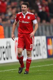 Mark van bommel is our desired solution and we are convinced that together with him and his coaching team we can continue vfl's successful path. van bommel, who played for bayern münchen during his active career, commented: Pin On Fc Bayern Munich