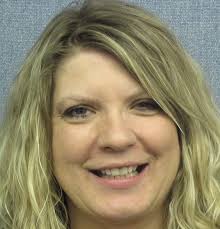 Ellen Mahan's Instagram, Twitter & Facebook