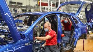 Produsul intern brut (pib) este o variabilă macroeconomică care este utilizată pentru a măsura valoarea monetară a tuturor produselor și serviciilor generate de o de exemplu, un român face un turneu în germania. De Ce Face Germania Mai Bine FaÈ›Äƒ Crizei Economie Dw 22 09 2020