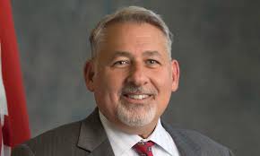 Paul Malik's Instagram, Twitter & Facebook