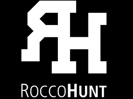 Dopo la collaborazione e il grande successo di a un passo dalla luna, i due cantanti hanno deciso di regalare ai fan un altro brano dal ritmo coinvolgente: Rocco Hunt Official